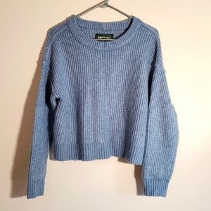 AEO blue sweater